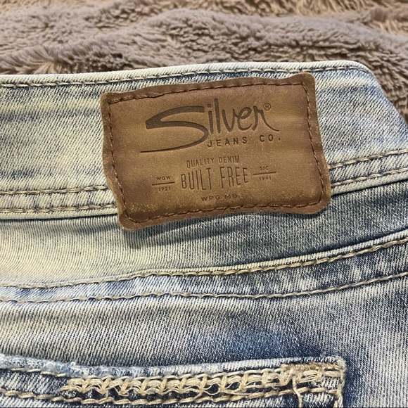 Silver Jeans - Picture 4 of 6